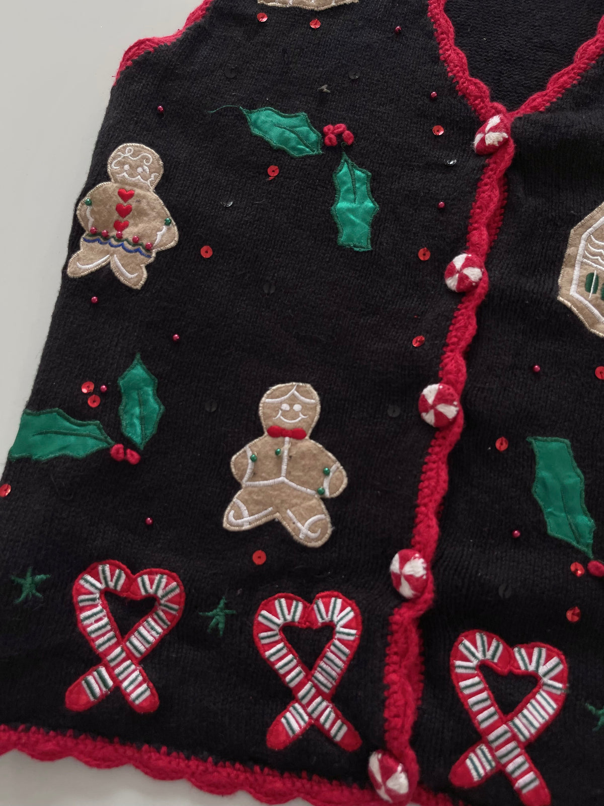 Basic Editions Embroidered Christmas Vest Sweater-Bust 44