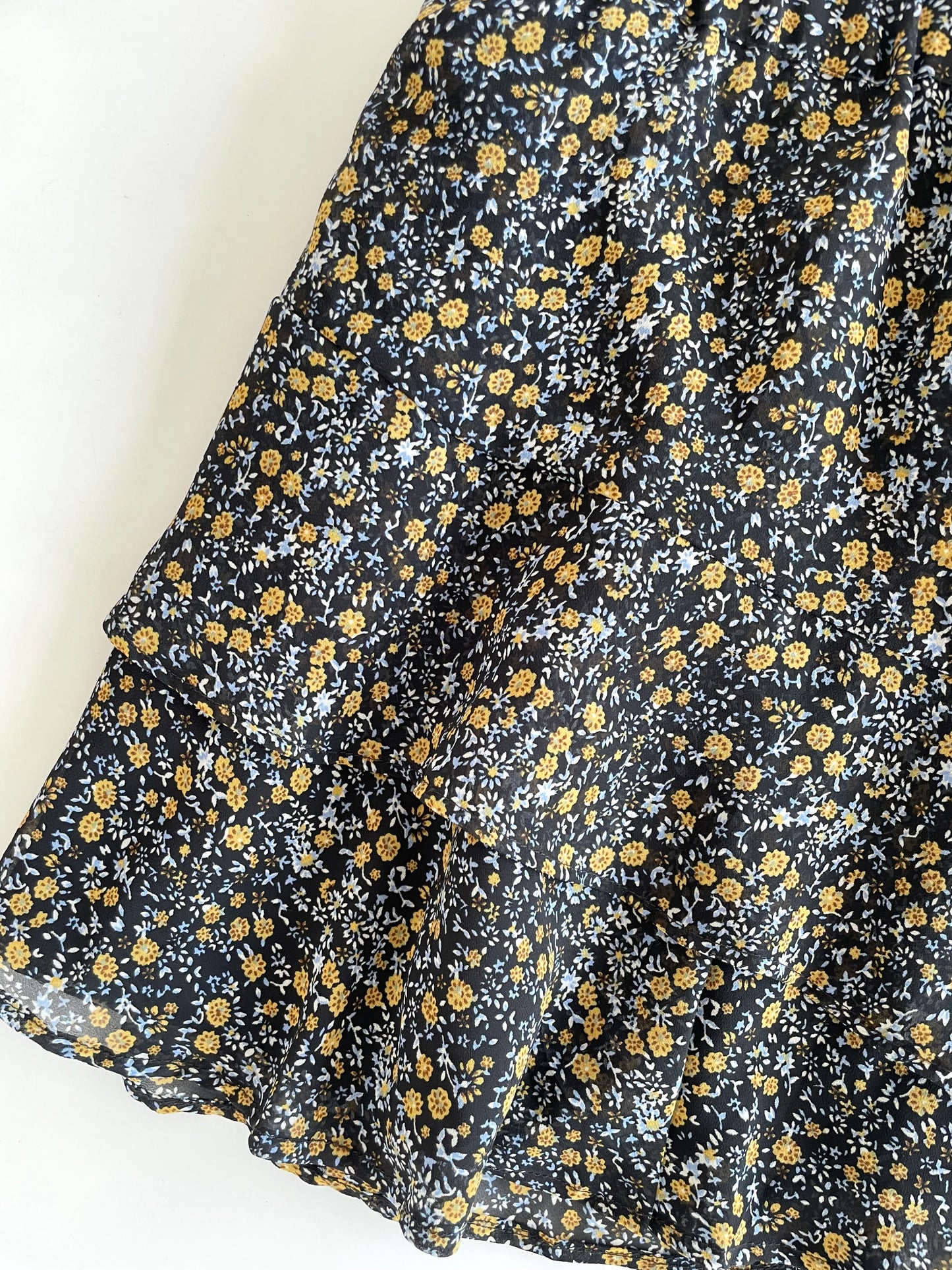 Ruffle Skirt-Waist 28 to 30