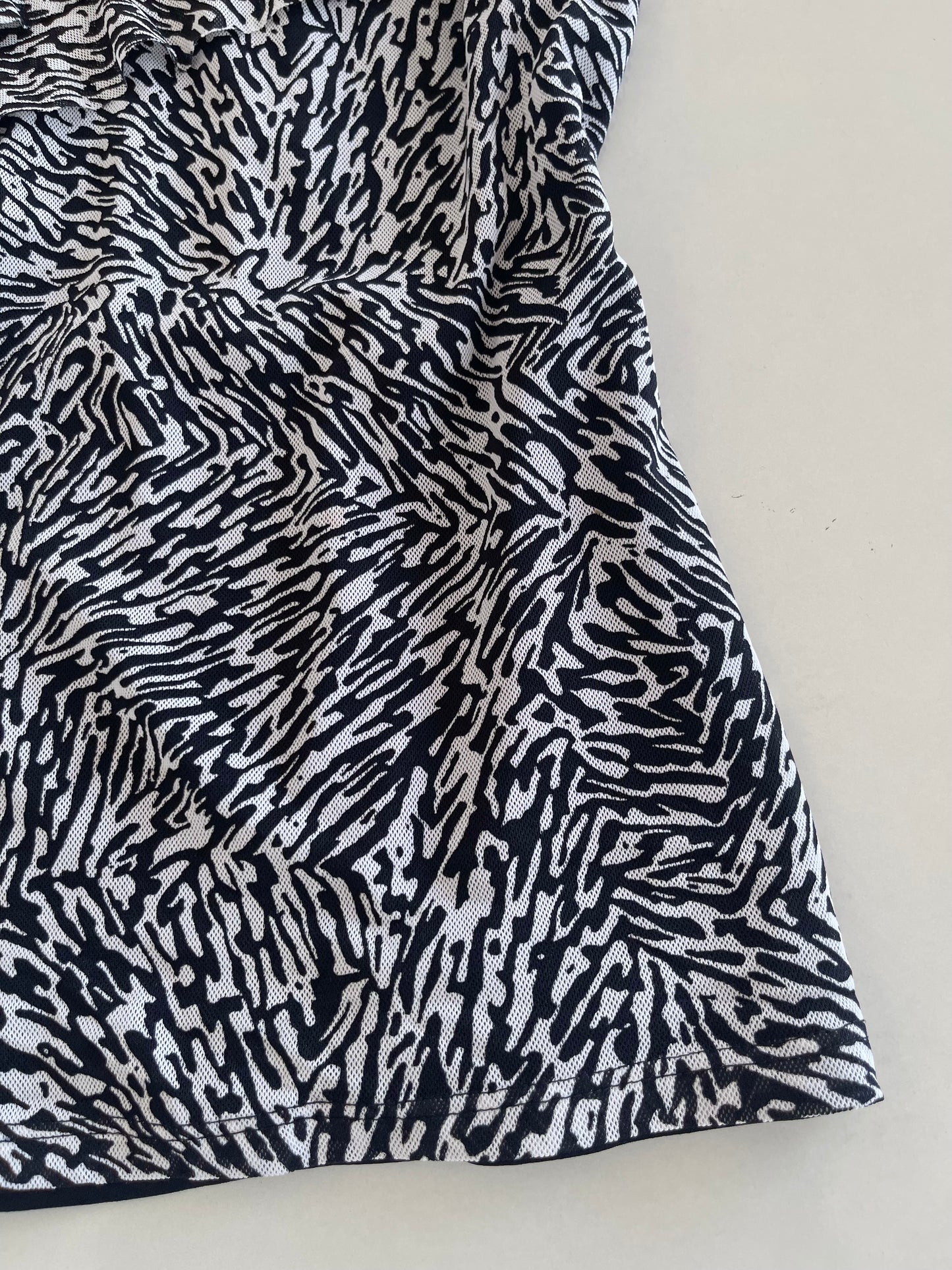 Reitmans Ruffle Vintage Top-Bust 40 to 42