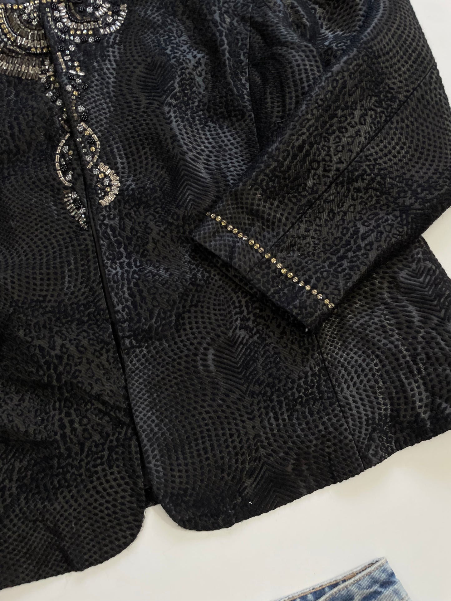 Chico’s Blazer-Bust 46