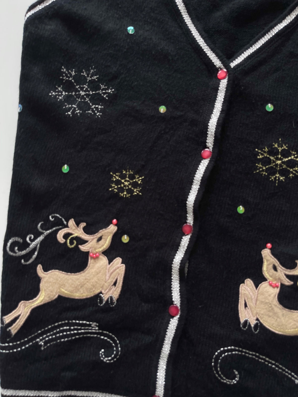 White Stag Embroidered Christmas Vest Sweater-Bust 48