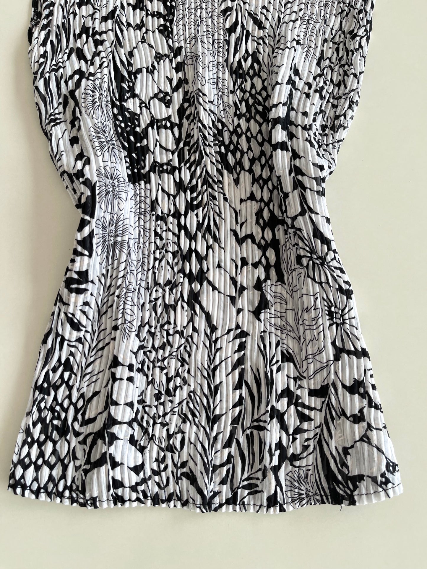Vintage Pleated Sheer Top-Bust 38