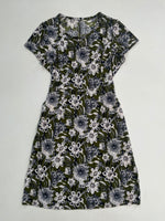 Load image into Gallery viewer, Dress-Bust 36