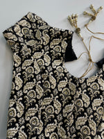 Load image into Gallery viewer, Jacquard Kurti-Bust 30