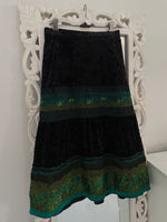 Load image into Gallery viewer, Vintage Chenille Skirt-Waist 38
