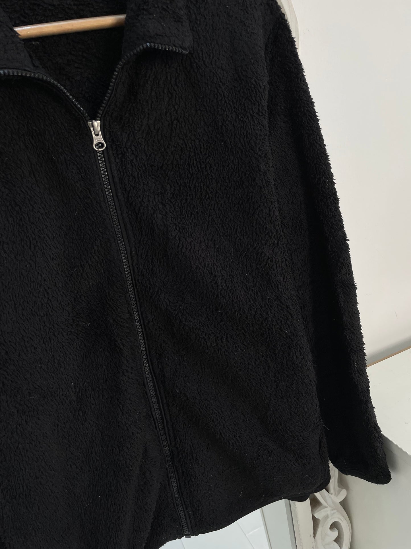 Uniqlo Jacket-Chest 44