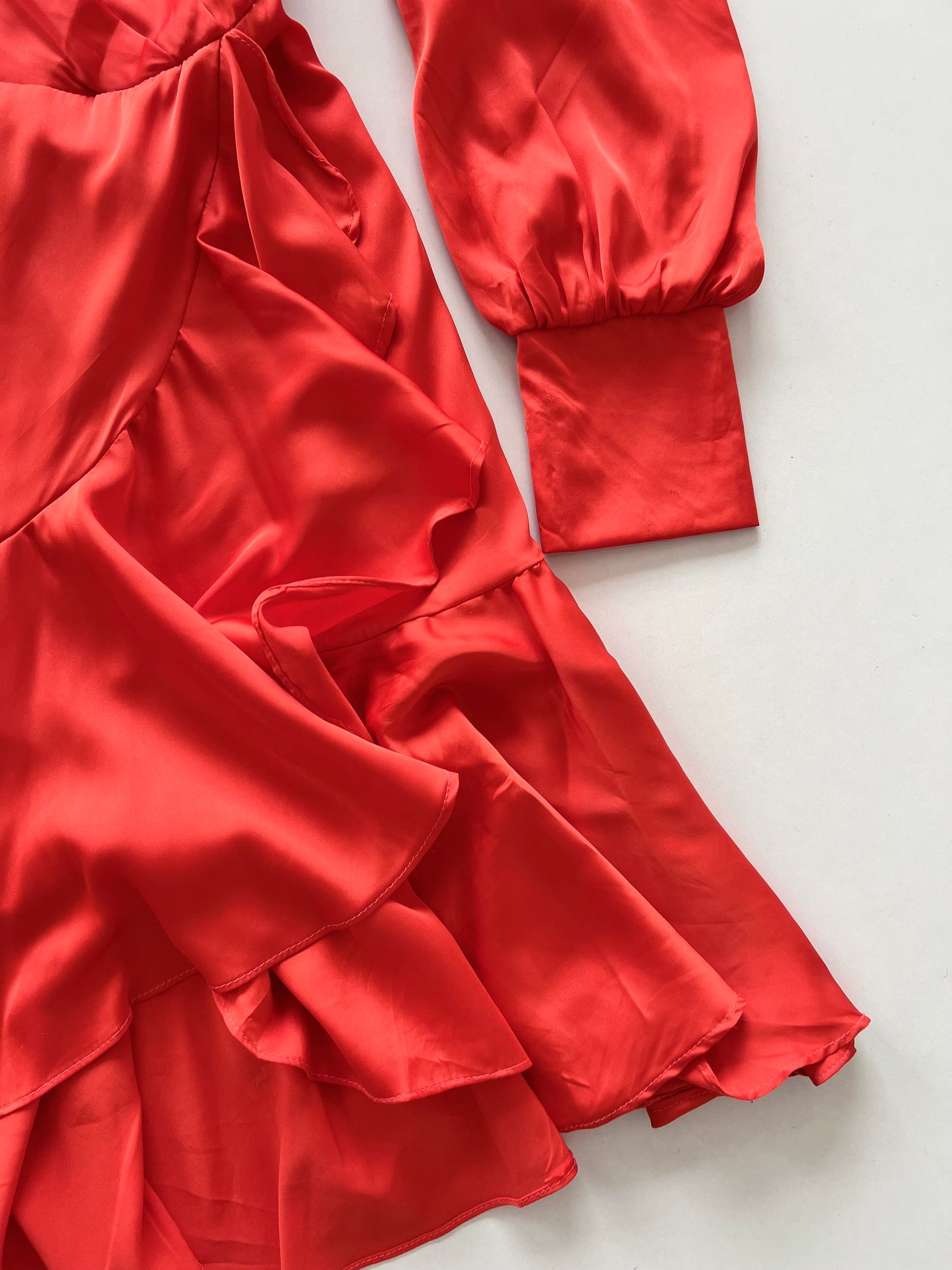 Fervente Satin Dress-Bust 30