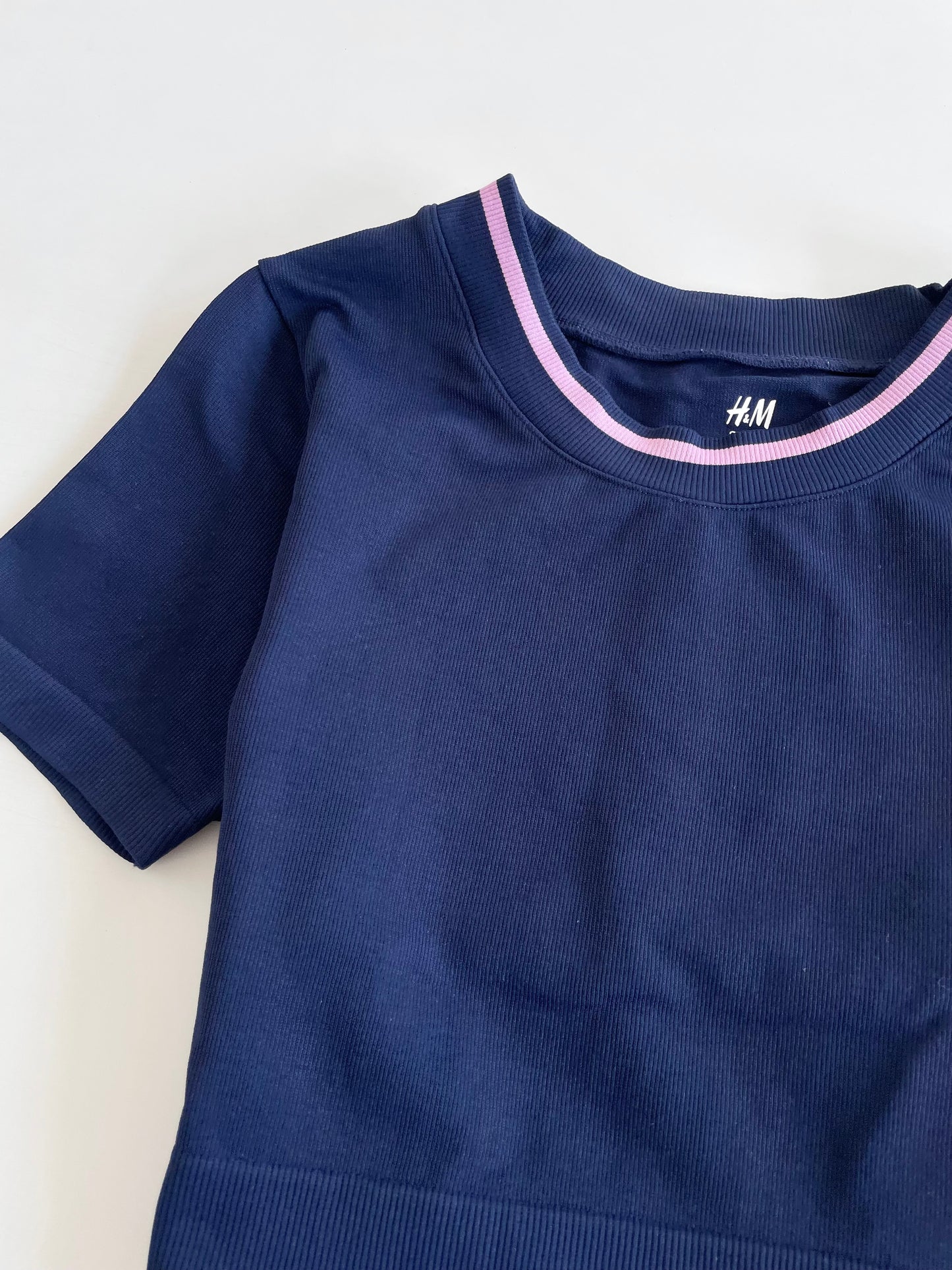 H&M Workout Top-Bust 30 to 32