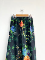 Load image into Gallery viewer, Dark Garden Skirt-Waist 30 to 36