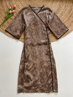 Load image into Gallery viewer, NATORI LOUNGEWEAR BUST 32 TO 34