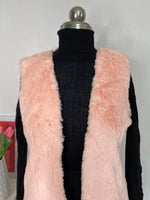 Load image into Gallery viewer, Baby Pink Fur Jacket-Bust 32
