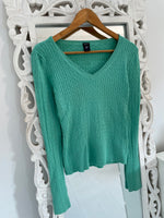 Load image into Gallery viewer, Gap Vintage Sweater-Bust 30 to 34