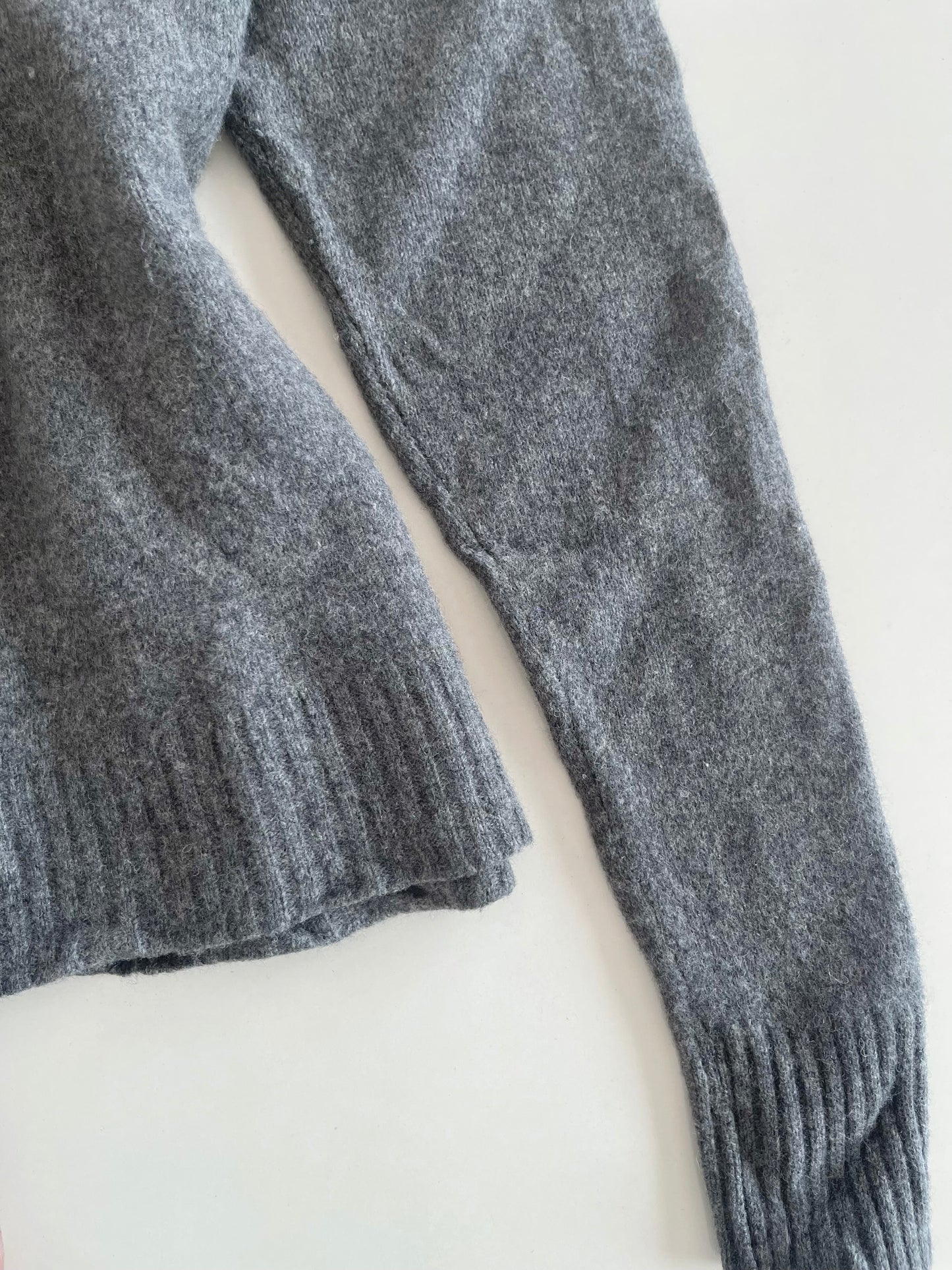 Ralph Lauren 100% Lambs Wool Vintage Sweater-Bust 44 to 46