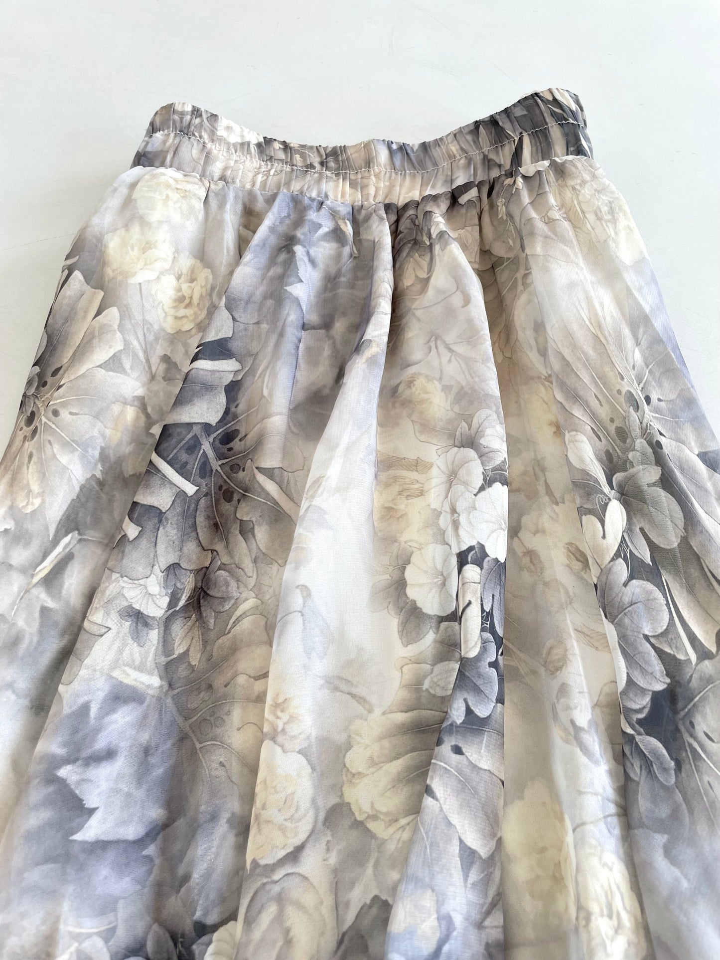 Vintage Floral Skirt-Waist 28 to 34