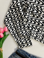 Load image into Gallery viewer, H&m Denim Jacket - Bust 46