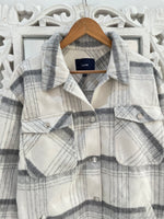 Load image into Gallery viewer, Kiabi Thick Warm Shacket-Chest 48