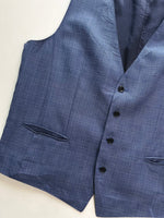 Load image into Gallery viewer, Boss Waistcoat-Bust 44
