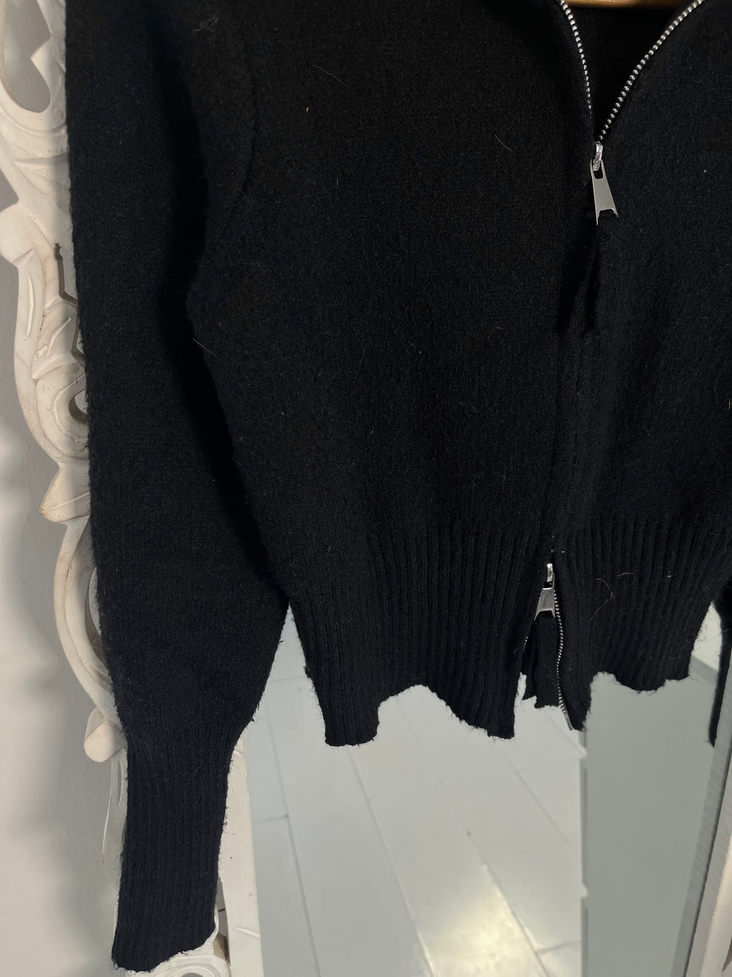 Chunky Two Way Zipper-Bust 34