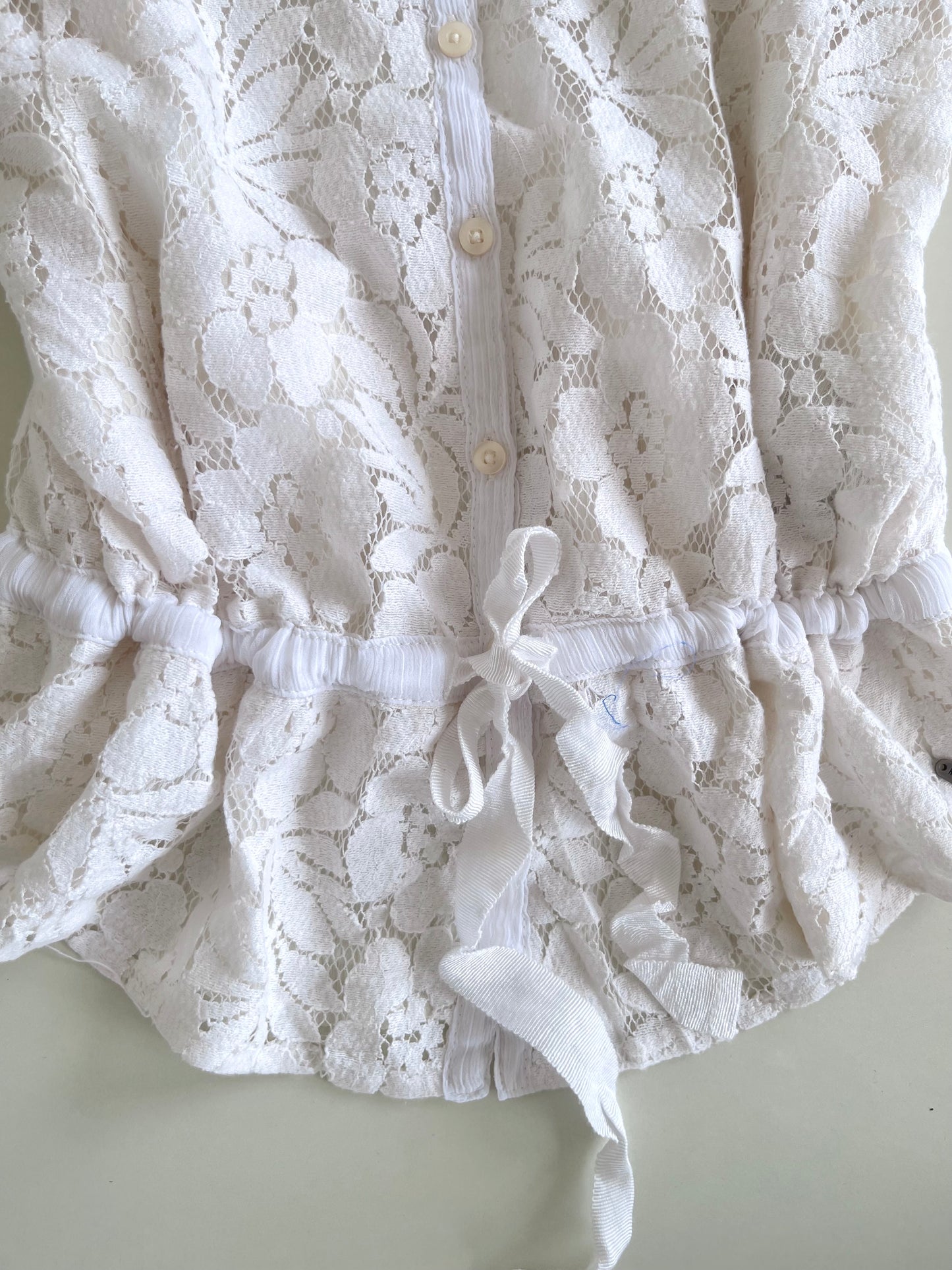 Hollister Top-Bust 38 to 40