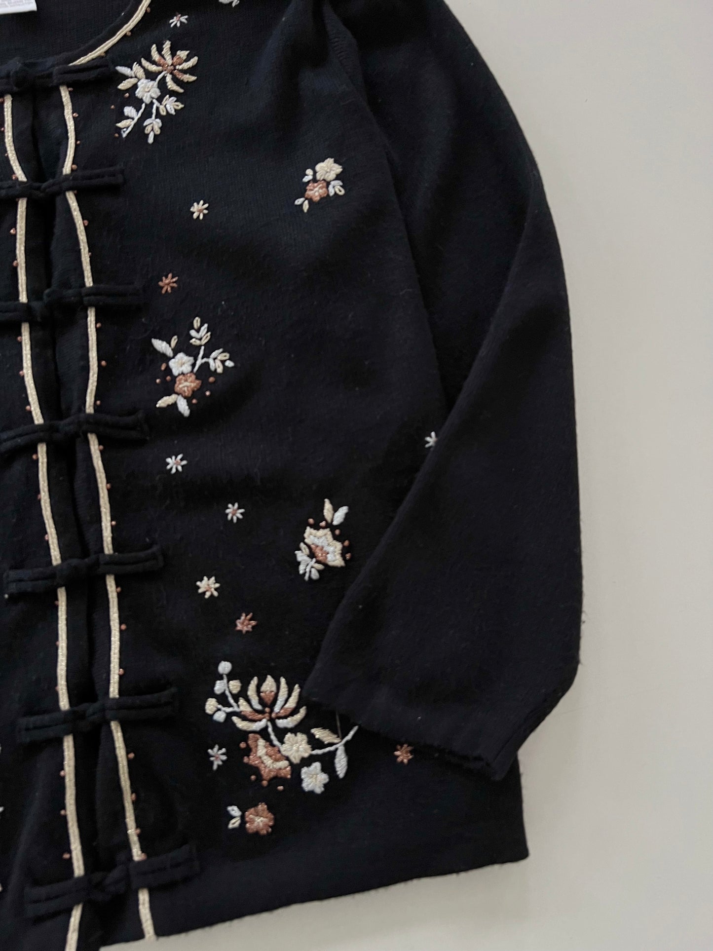 Segue Embroidered Sweater-Bust 52