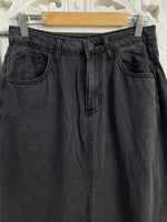 Load image into Gallery viewer, Denim Long Skirt-Waist 26