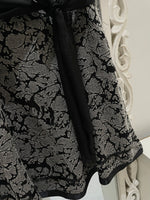 Load image into Gallery viewer, Vintage Skirt -waist 30