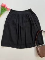 Load image into Gallery viewer, Black Pleated Skirt-Waist 26