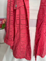 Load image into Gallery viewer, RUBY RD SEMI SHEER SHIRT - BUST 48