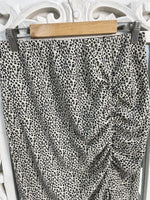 Load image into Gallery viewer, Skirt-Waist 28 to 32