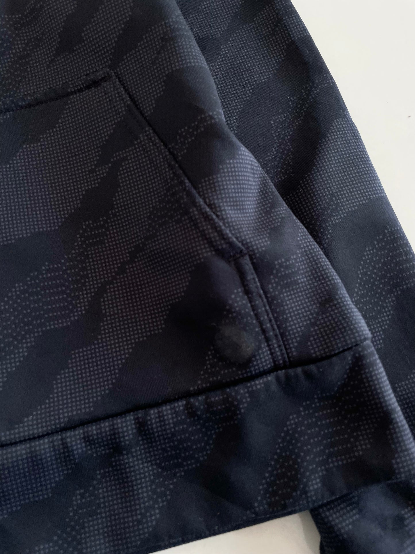 Adidas Vintage Sweater-Bust 34 to 36