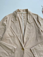 Load image into Gallery viewer, Diva Blazer-Bust 40