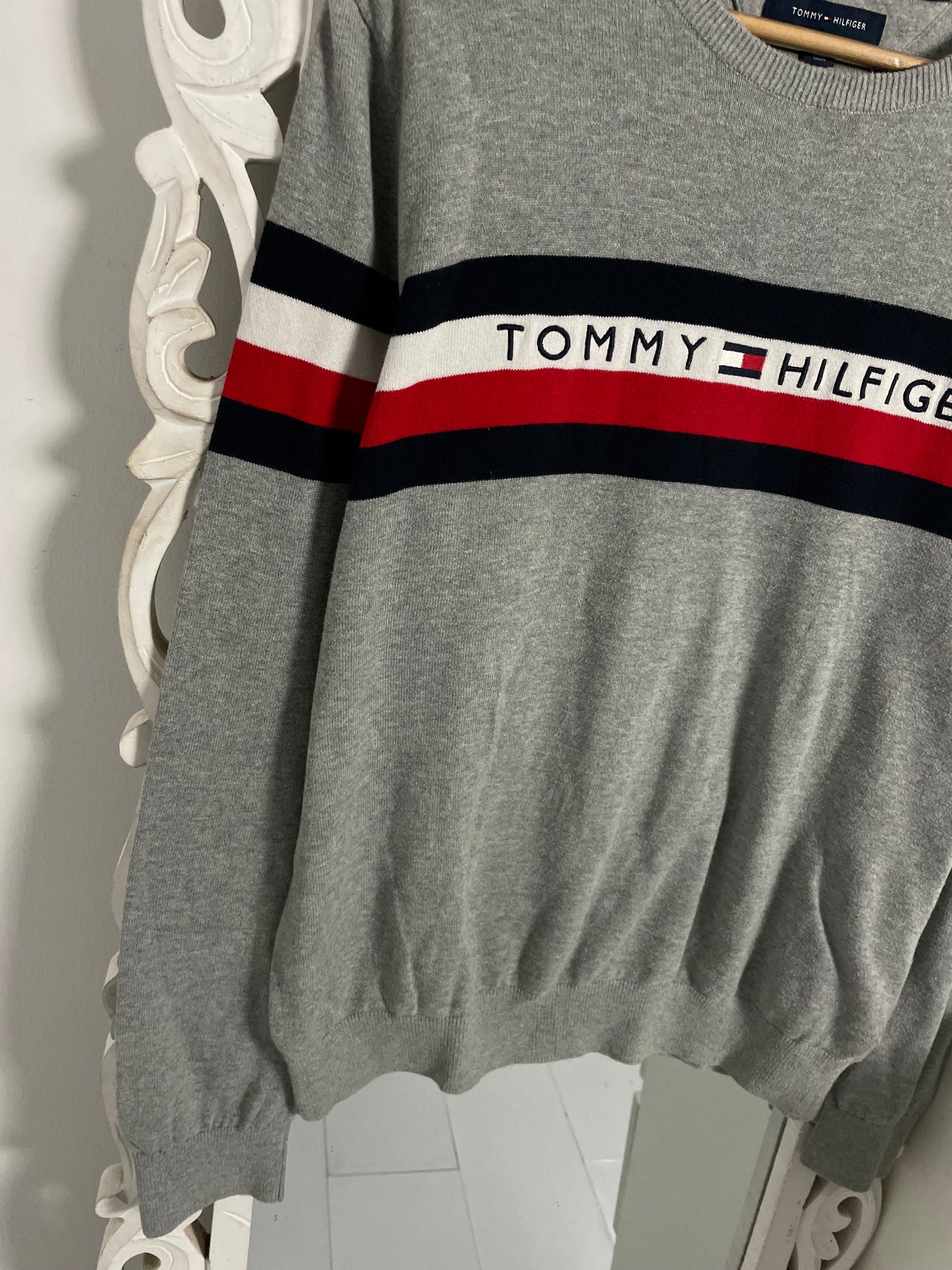 Tommy Hilfiger Vintage Sweater - Chest 44