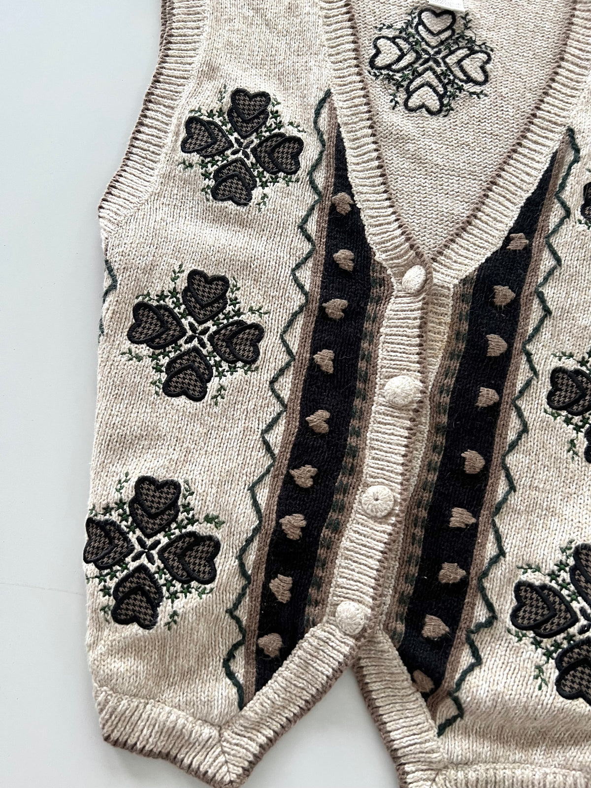 Christopher&Banks Embroidered Vest Sweater-Bust 40