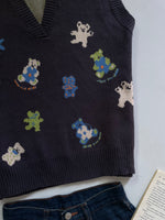 Load image into Gallery viewer, Cider Chunky Sweater Vest-Bust 42