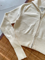 Load image into Gallery viewer, Urban Outfitters Winter Top-Bust 32