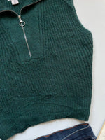 Load image into Gallery viewer, Sincerely Jules Chunky Sweater Vest-Bust 42