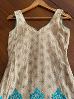 Load image into Gallery viewer, Sweetheart Neck Embroidered Kurta-Bust 30