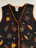Load image into Gallery viewer, Embroidered Sweater Vest-Bust 44