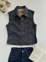 Load image into Gallery viewer, Levi’s Denim Vest-Bust 36