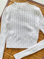 Load image into Gallery viewer, Soft Winter Top-Bust 28 to 30