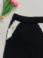 Load image into Gallery viewer, Black Tweed Skirt - Waist 24 to 28