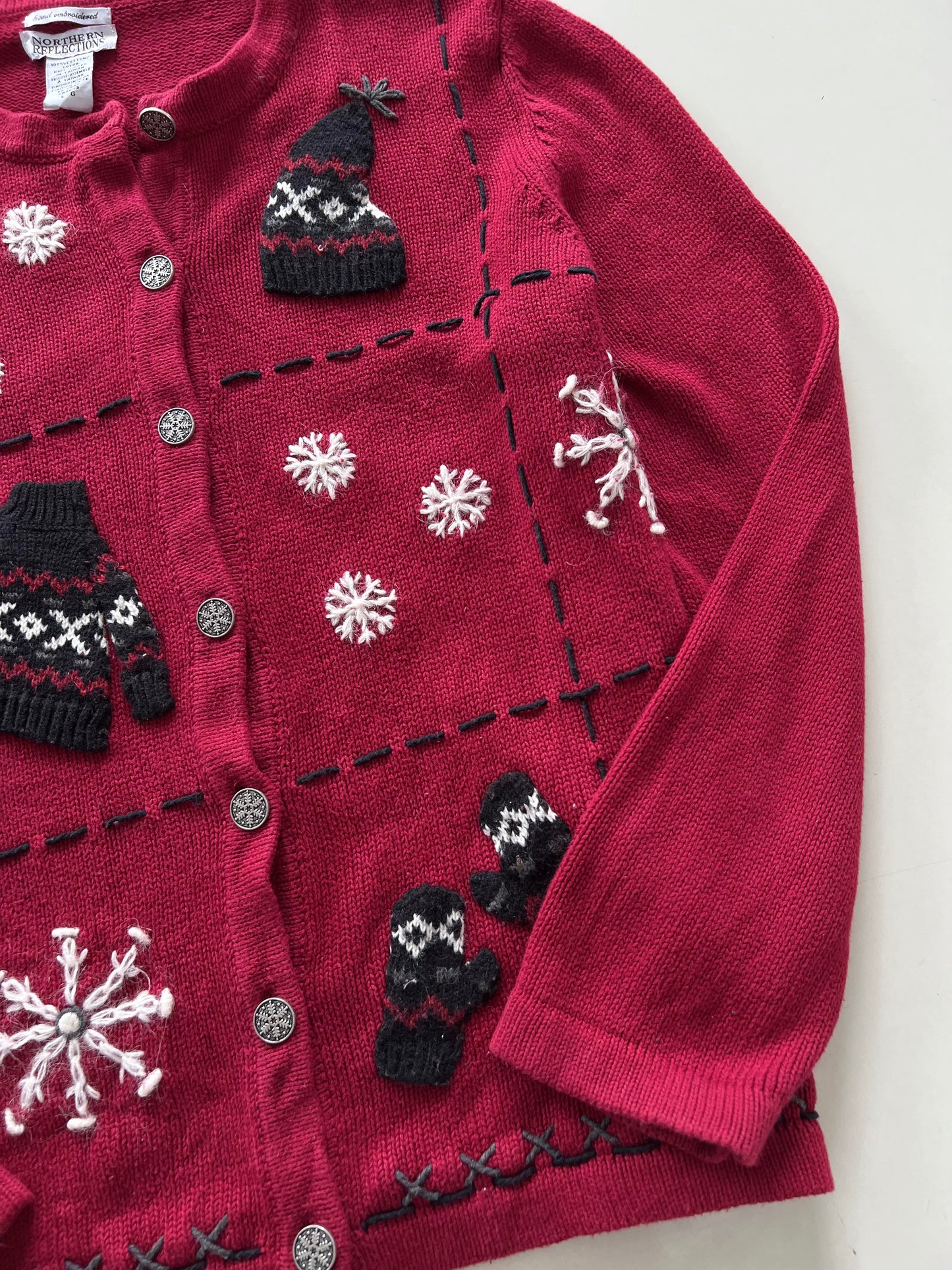 Northern Reflections hand Embroidered 100 Christmas Sweater-Bust 46
