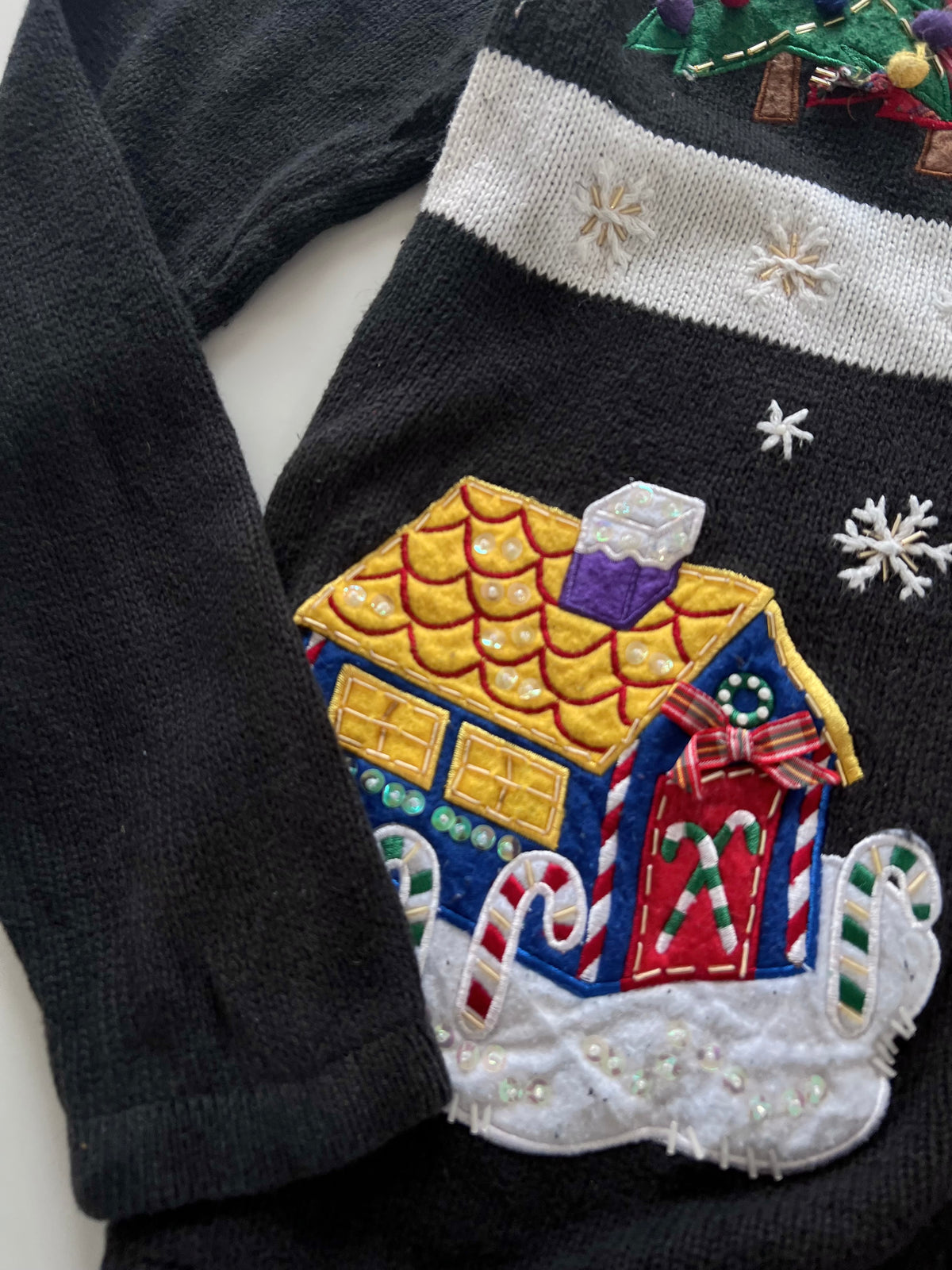 White Stag Embroidered Christmas Cardigan Sweater-Bust 42