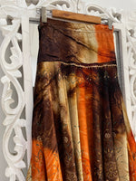 Load image into Gallery viewer, Vintage Chenille Skirt-Waist 28 to 32