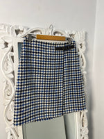 Load image into Gallery viewer, Tweed Skirt-Waist 26