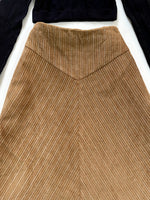 Load image into Gallery viewer, Vintage Corduroy Skirt-Waist 28