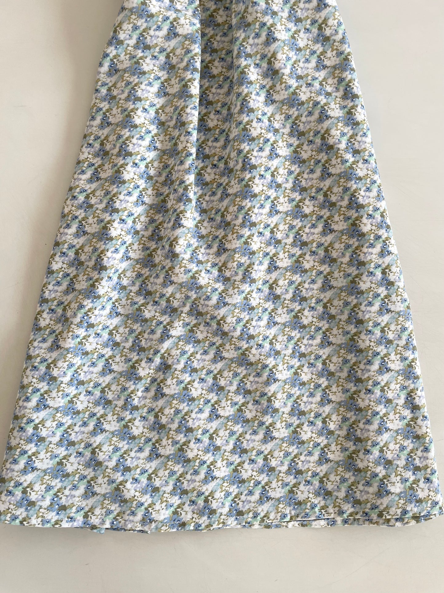 Vintage Floral Dress-Bust 34 to 36
