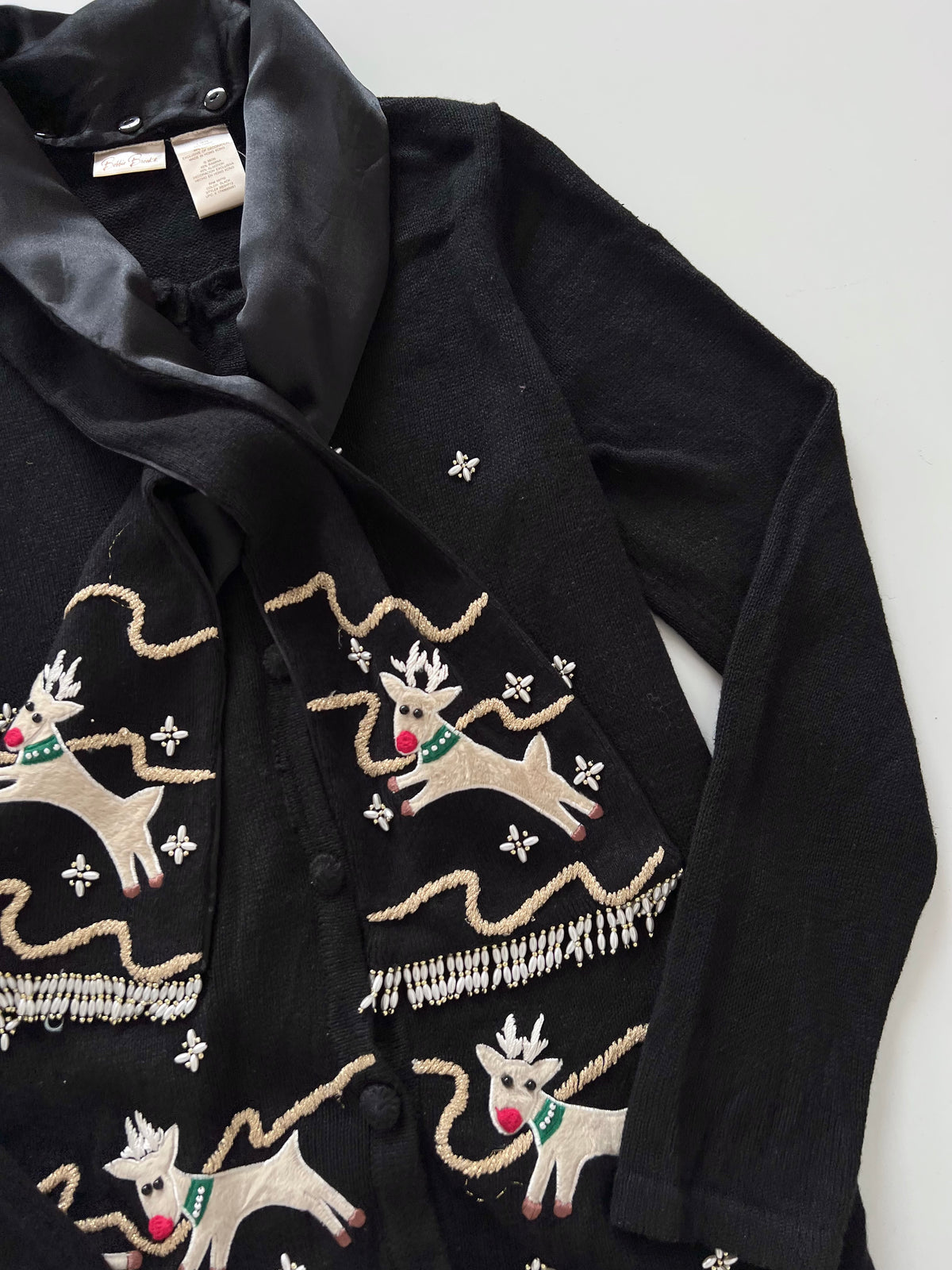 Bobbie Brooks Embroidered Christmas Scarf Sweater-Bust 46
