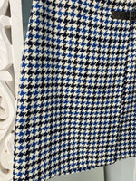 Load image into Gallery viewer, Tweed Skirt-Waist 26