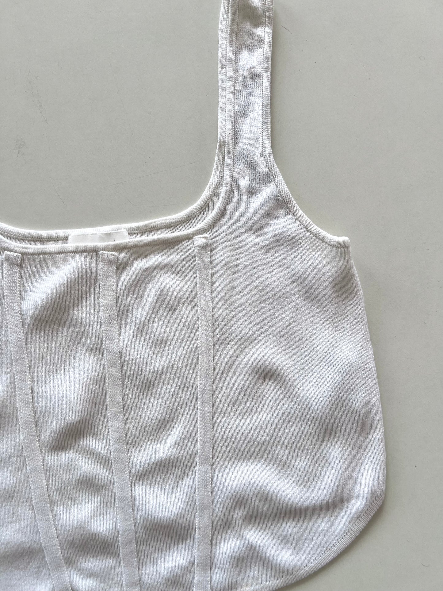 H&M White Top-Bust 32 to 34